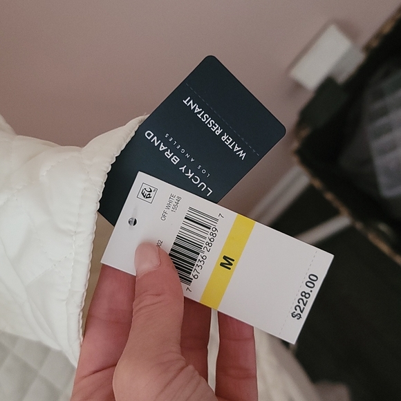 Lucky Brand NWT white quilted coat Medium - Picture 5 of 5